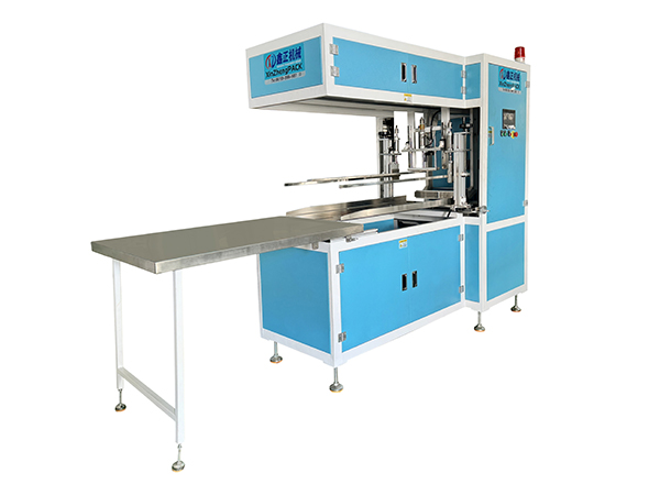 自动套袋打包机